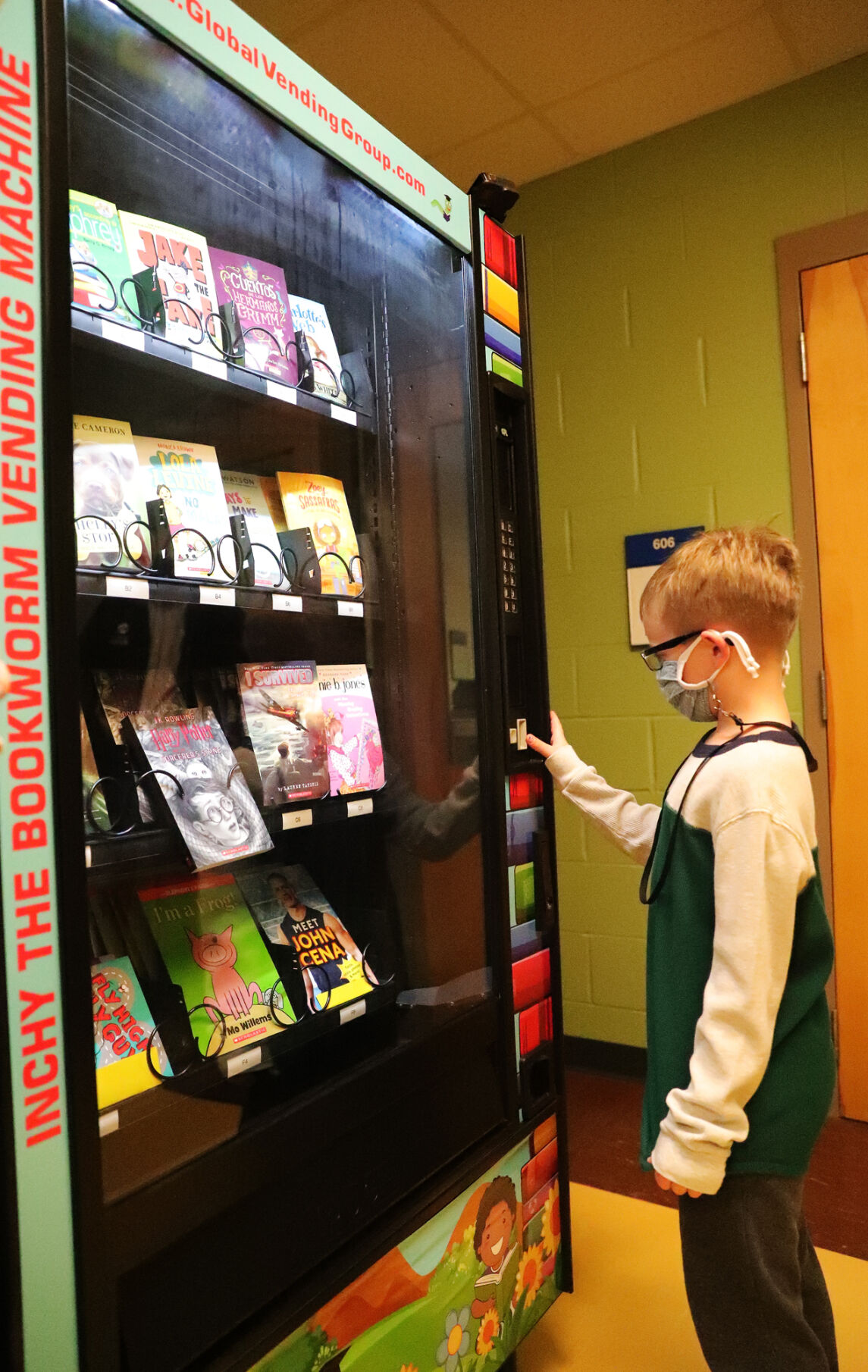 book machine 6.JPG